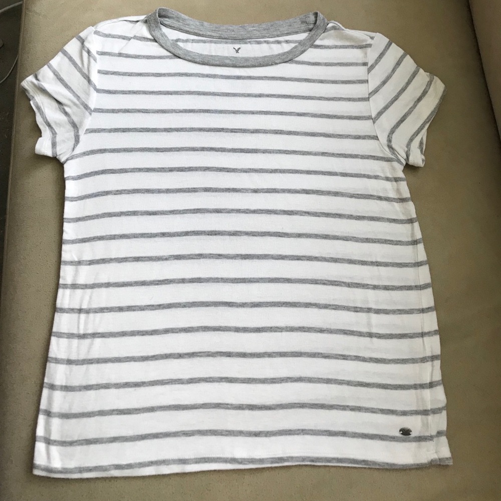 American Eagle super soft tee shirt